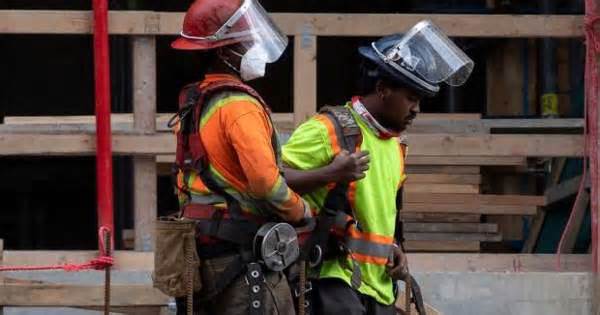 More than 15,000 workers' compensation claims filed in B.C. over COVID-19